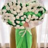 White Rose (Green Carpet)